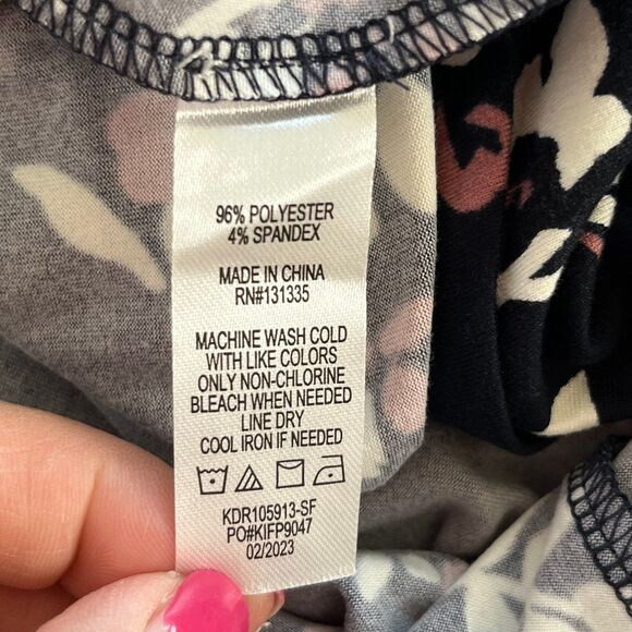 NWT Nine Britton Stitch Fix Angie Stretch Floral Knit Midi Dress Sz Medium #442 - Picture 9 of 9